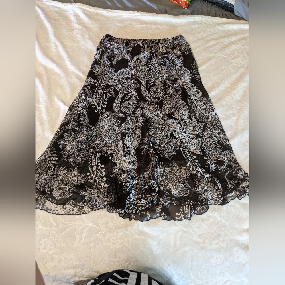 Black brown & white floral midi skirt